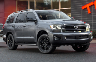 Illustration for article titled Many Argue Over Which Toyota Sequoia II is Best Looking